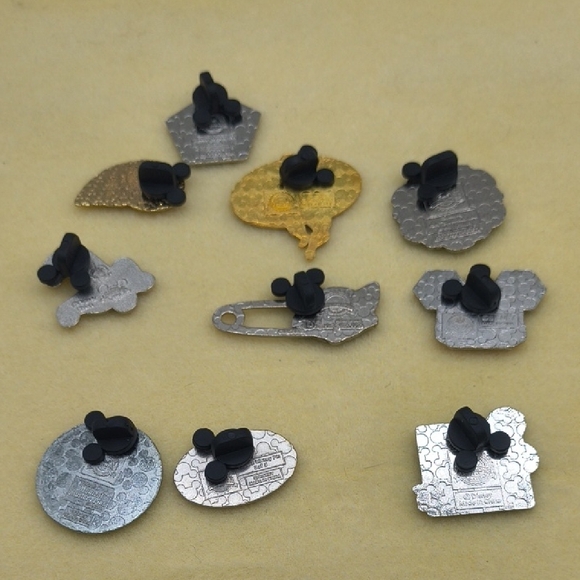 Disney Character Enamel Pins Lot Of 10 - Picture 2 of 12